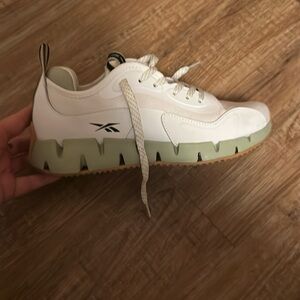 Reebok White and Green Sneakers